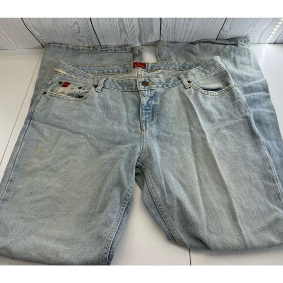 Y2K  Tilt Jeans Vintage Low Rise Flare Women’s Jeans 14 Distressed (READ) - Picture 1 of 12